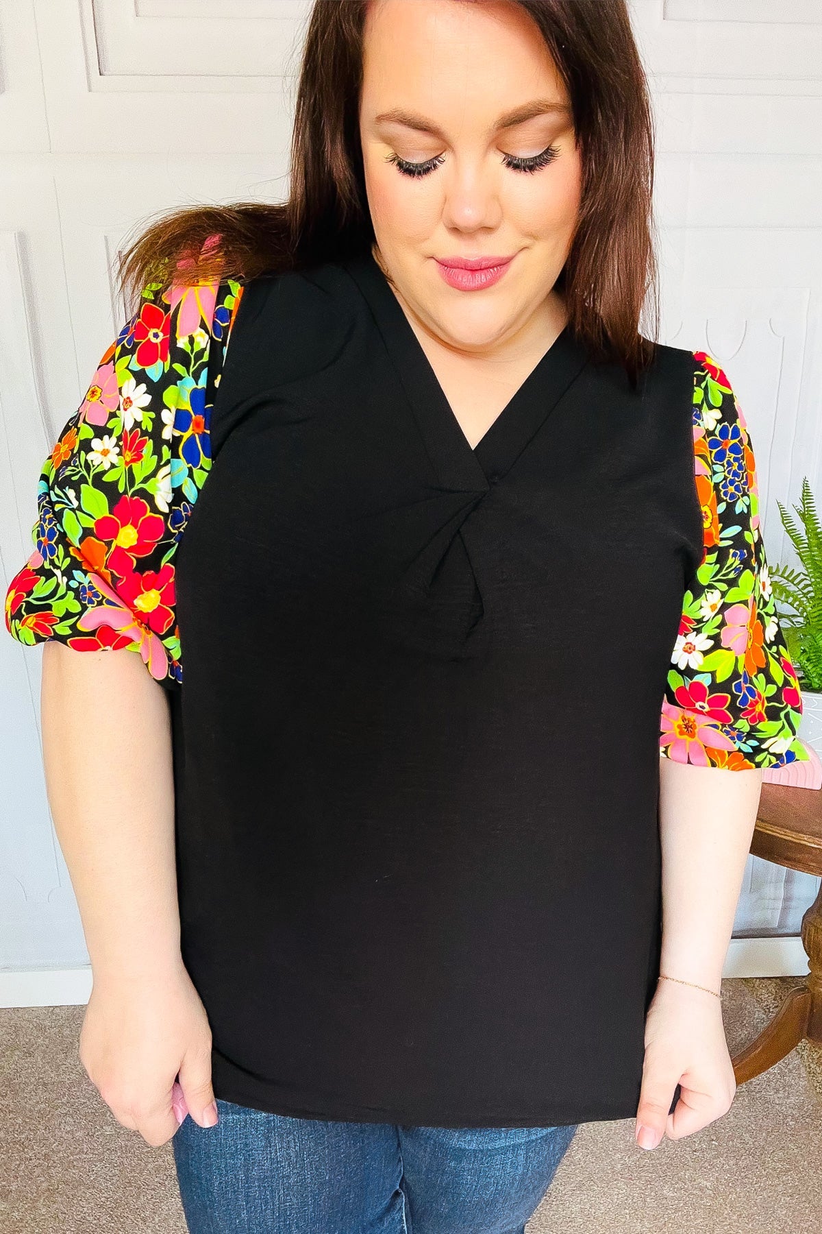 Eyes On You Black Floral Puff Sleeve V Neck Top